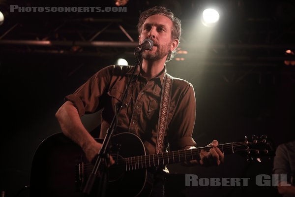 GREAT LAKE SWIMMERS - 2023-12-04 - PARIS - La Boule Noire - Anthony M. Dekker